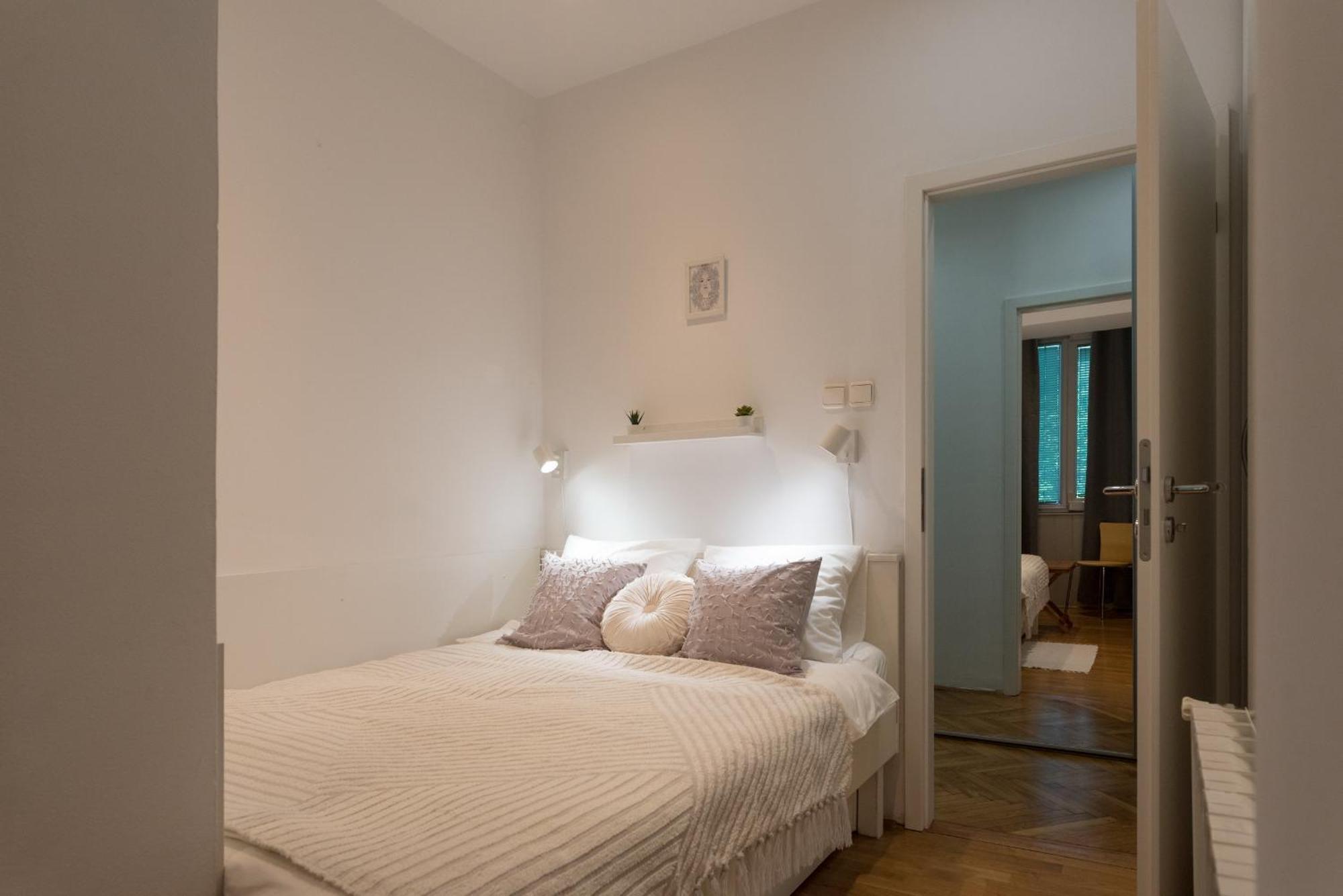 Like Home Zagreb Apartment Buitenkant foto